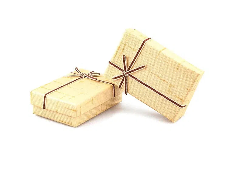 Gift Box / Container with sponge inside for presentation High Quality nice Colors Gift boxes.