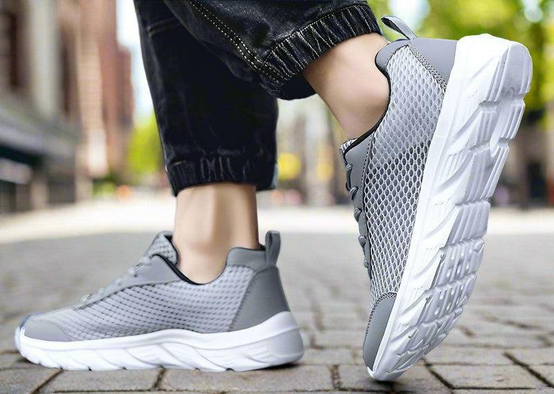 Casual Sneaker Men's Mesh Running Shoes flat heel comfort and style